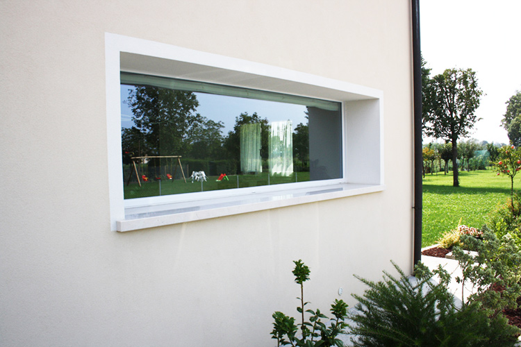 finestra in pvc 80