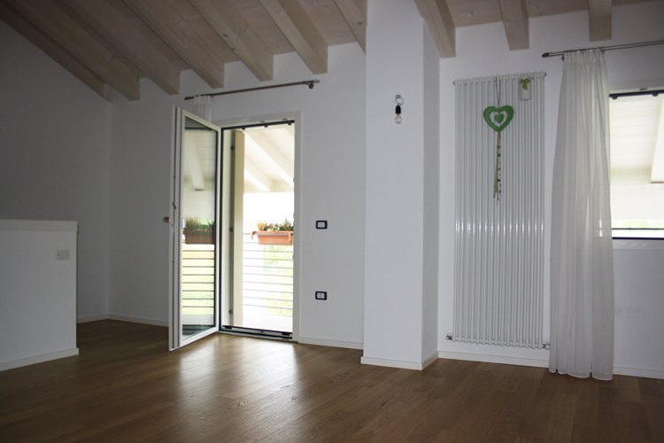 finestra in pvc 80