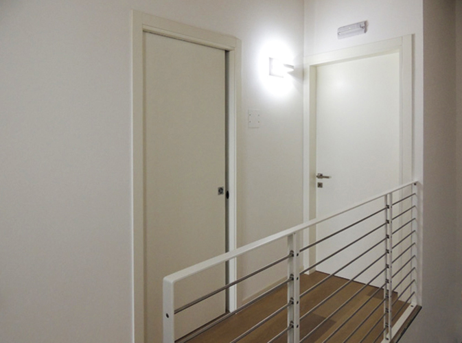 porta in legno lamellare