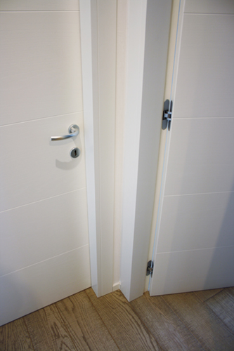 porta in legno lamellare