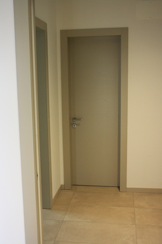 porta in legno lamellare